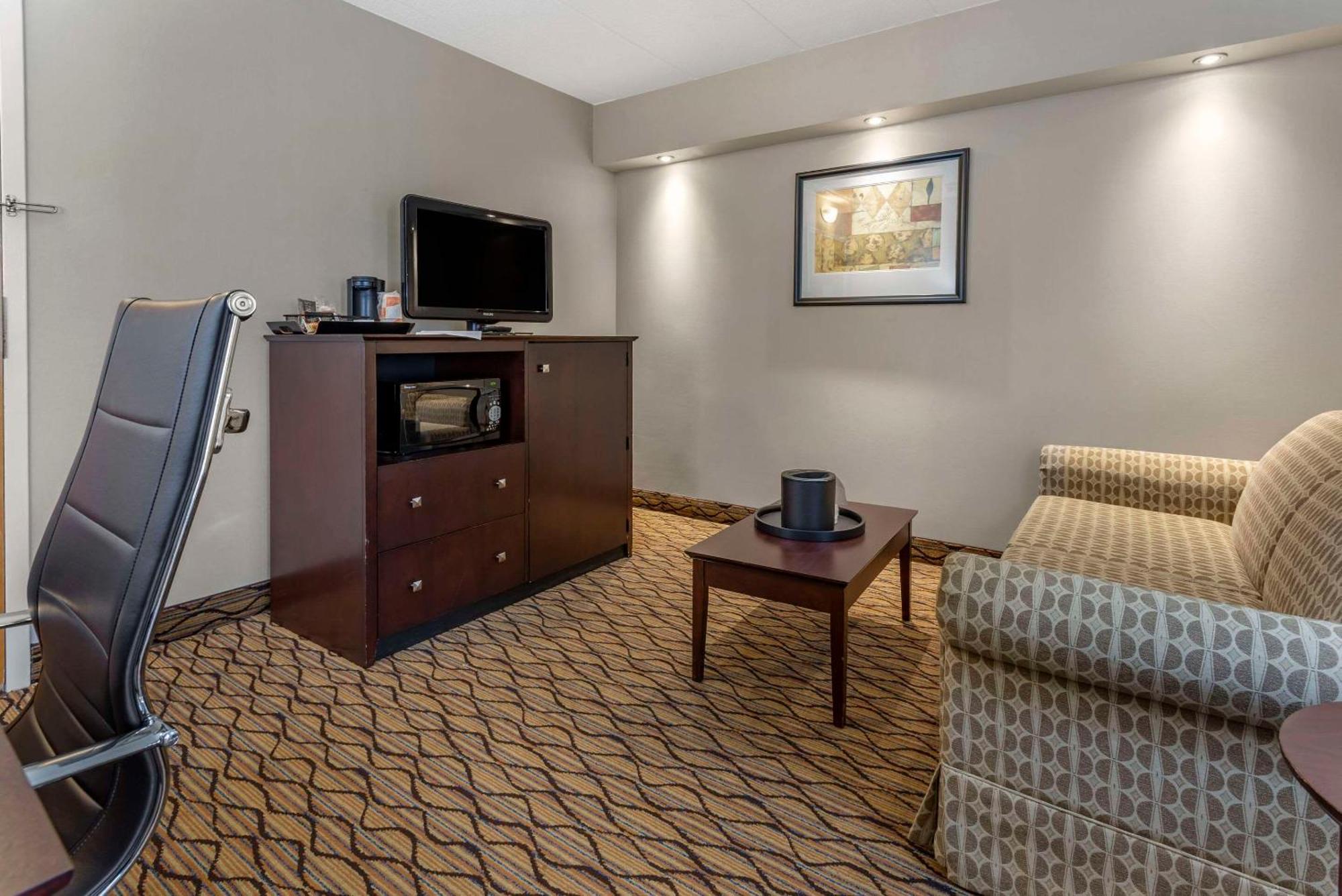 Comfort Inn&Suites Glen Mills - Concordville Eksteriør billede